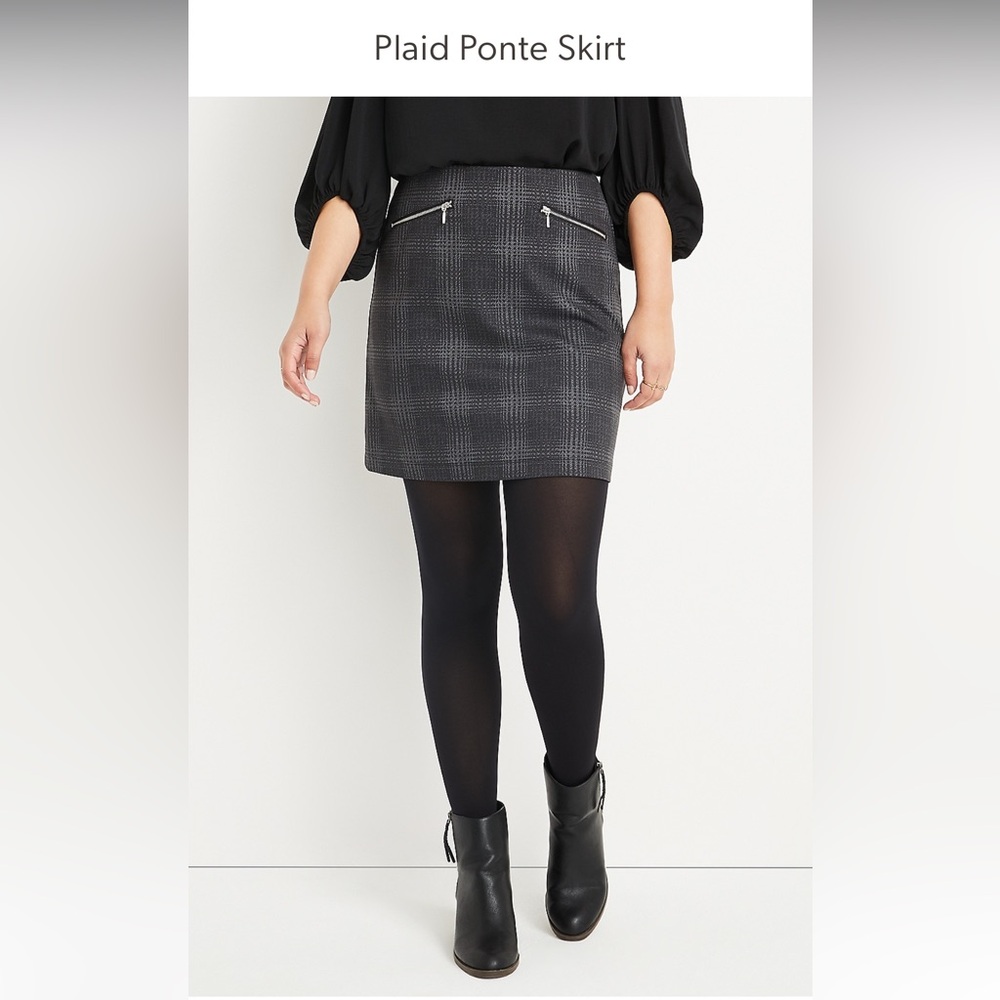 NWT Maurices Plaid Ponte Dark Skirt